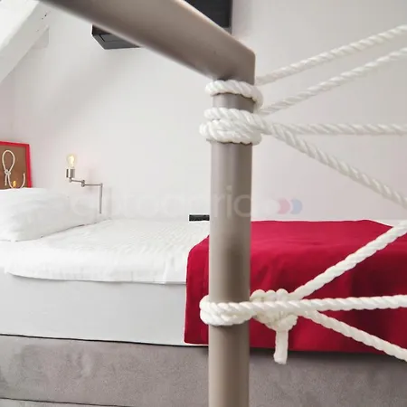 Beachfront Deluxe Bed & Breakfast 4*