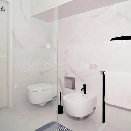 Beachfront Deluxe Bed & Breakfast Makarska