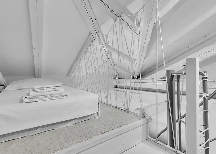 Bed and Breakfast Beachfront Deluxe Μακάρσκα