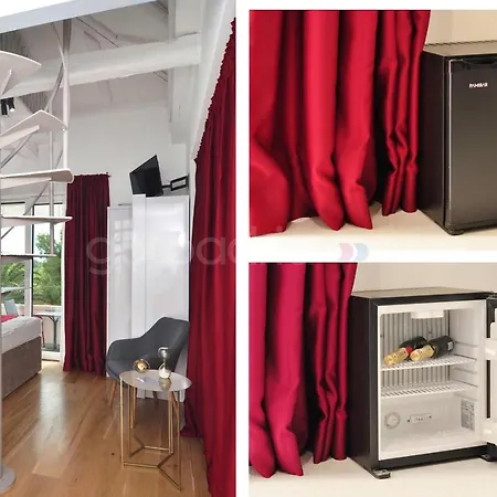 Beachfront Deluxe Bed and Breakfast Μακάρσκα