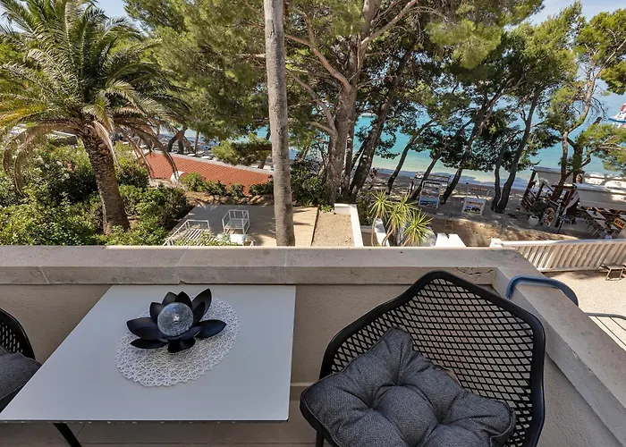 Beachfront Deluxe Makarska